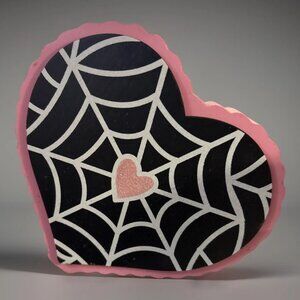 Ashland Halloween Sweet & Spooky Web Heart